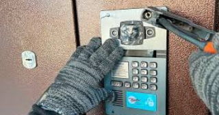 Установка умного домофона в Симферополе - цены от 2605 руб., условия, монтаж